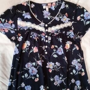 Secret Treasures medium nightgown Floral